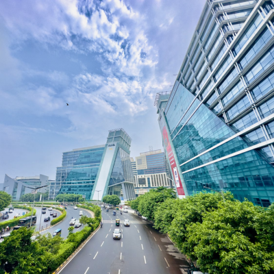 Noida ↔ Gurugram